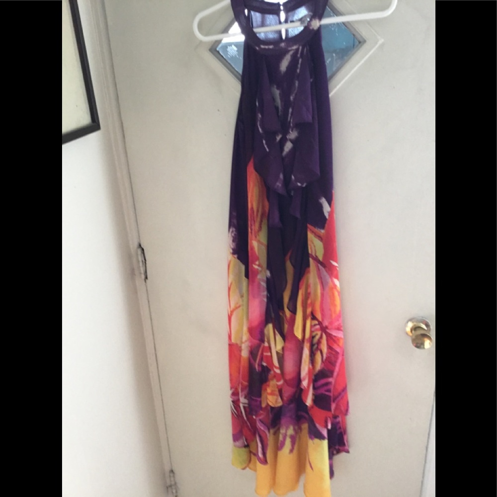 Sleeveless Hi -low maxi dress